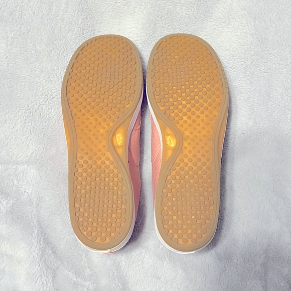 Nike Court Vintage Premium Sneaker | Pink | 9.5 - Picture 7 of 9